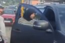 Tangkapan layar video memperlihatkan pengemudi mobil Pajero yang terlibat cekcok dengan petugas Dinas Perhubungan (Dishub) Makassar di Jalan Letjen Hertasning, Rabu (3/6/2026).