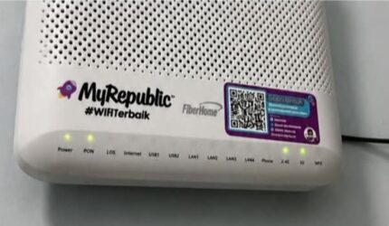 Modem internet MyRepublic di rumah pelanggan. Sejumlah pengguna di Makassar mengeluhkan gangguan koneksi yang sering “sekarat”