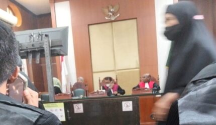 Sidang perkara dugaan narkotika dengan terdakwa BI di PN Makassar. Dalam pledoi, kuasa hukum menilai unsur kesengajaan dalam kasus sabu di Makassar tersebut belum terbukti berdasarkan fakta persidangan.