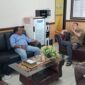 Kepala Seksi Intelijen Kejaksaan Negeri (Kejari) Kota Parepare, Andi Unru, SH., MH, bersama Ketua ACW, H Makmur M Raonah, SH., MH