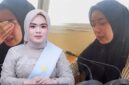 Ketua DPRD Bone, Andi Tenri Walinonong (depan) dan korban penganiayaan Yuli Novitasari. (Foto kolase)