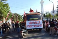 Massa dari keluarga besar keturunan Kerajaan Gowa menggelar aksi unjuk rasa di depan Gedung DPRD Kabupaten Gowa, menuntut pencabutan Perda Nomor 5 Tahun 2016 tentang Lembaga Adat Daerah (LAD). Aksi tersebut berujung pada pernyataan dukungan DPRD terhadap proses pencabutan perda.
