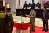 Andi Takdir Jufri saat dilantik sebagai Anggota DPRD Kabupaten Luwu Utara melalui mekanisme Pergantian Antar Waktu (PAW) untuk sisa masa jabatan 2024–2029.