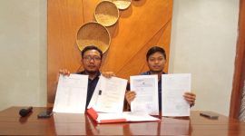 Kuasa hukum Owner RA Skincare, Wawan Nur Rewa bersama Anugrah Mansur, dalam konferensi pers di Makassar pada Sabtu (26/9/2026), mengungkap kronologi dugaan penipuan berkedok investasi yang menyeret bos kosmetik berinisial AHA. 