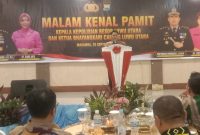 Ketua DPRD Lutra Husain memberikan sambutan dalam acara Malam Kenal Pamit sekaligus Penyambutan Kapolres Luwu Utara di Hotel Bukit Indah, Masamba, Jumat 25 September 2026.