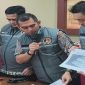 Penyidik Polda Sulsel menunjukkan barang bukti dalam gelar perkara kasus dugaan korupsi dan TPPU yang menjerat Bupati Gowa di Mabes Polri, Jumat (25/9/2026). (Tangkapan layar TikTok Kortastipidkor Polri)