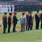 Presiden Prabowo Subianto berjabat tangan dengan Presiden ke-6 RI Susilo Bambang Yudhoyono (SBY) saat menghadiri peringatan HUT ke-81 TNI di Mabes TNI, Cilangkap, Jakarta Timur, Senin (5/10/2026). (Foto: Biro Pers Sekretariat Presiden)